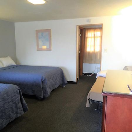 Hotel Blue Top Inn スティーブンスポイント エクステリア 写真