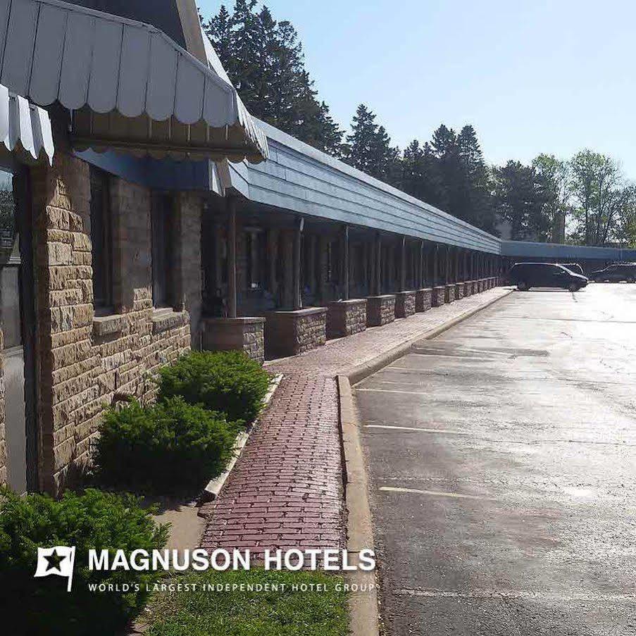 Hotel Blue Top Inn スティーブンスポイント エクステリア 写真