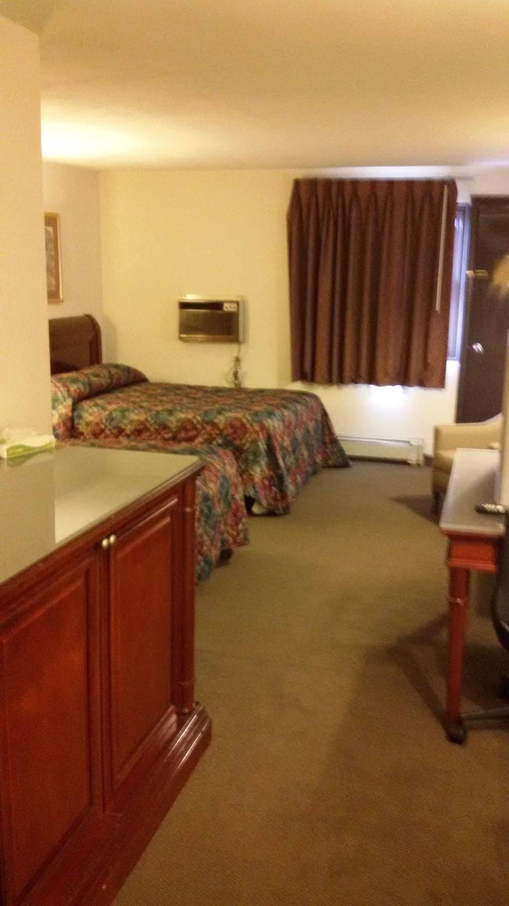 Hotel Blue Top Inn スティーブンスポイント エクステリア 写真