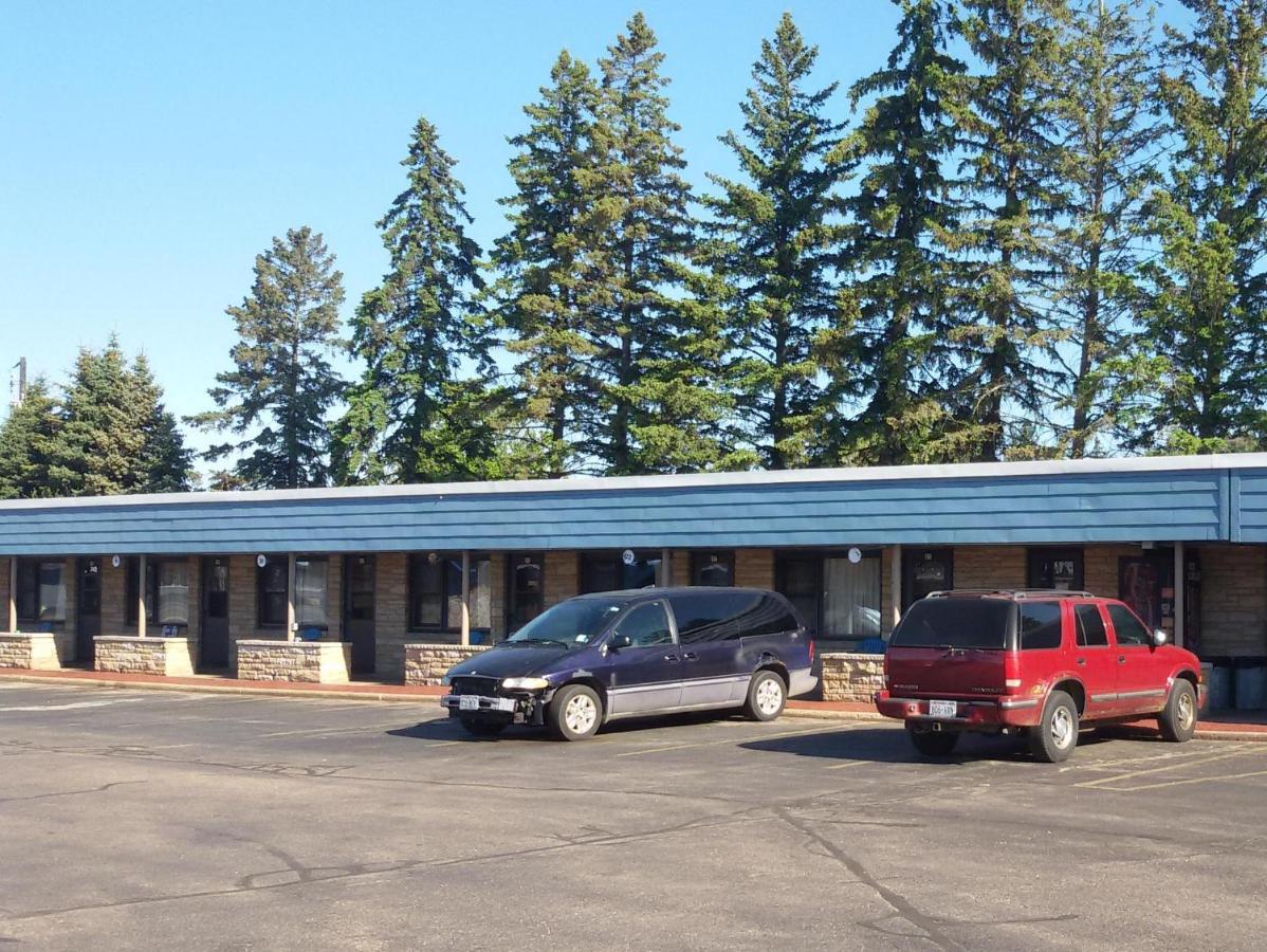 Hotel Blue Top Inn スティーブンスポイント エクステリア 写真